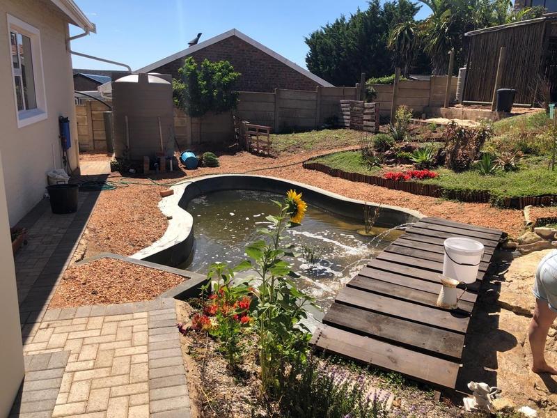3 Bedroom Property for Sale in Stilbaai Wes Western Cape